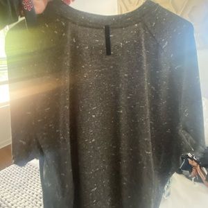 Lululemon tech shirt XL brand new